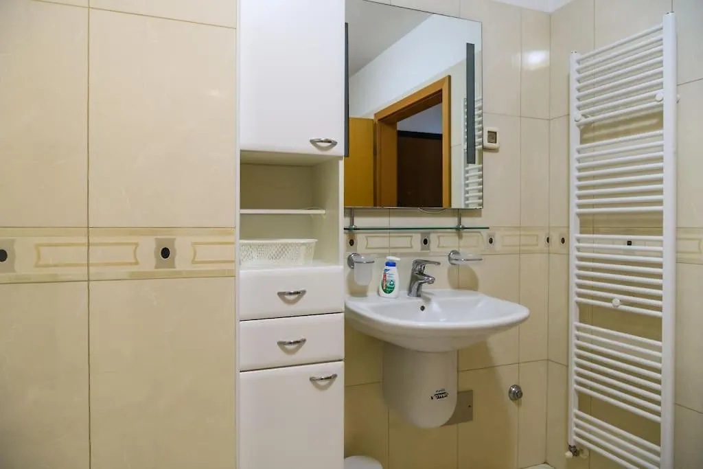 Apartment Sunce Pula 0*,  Croatia