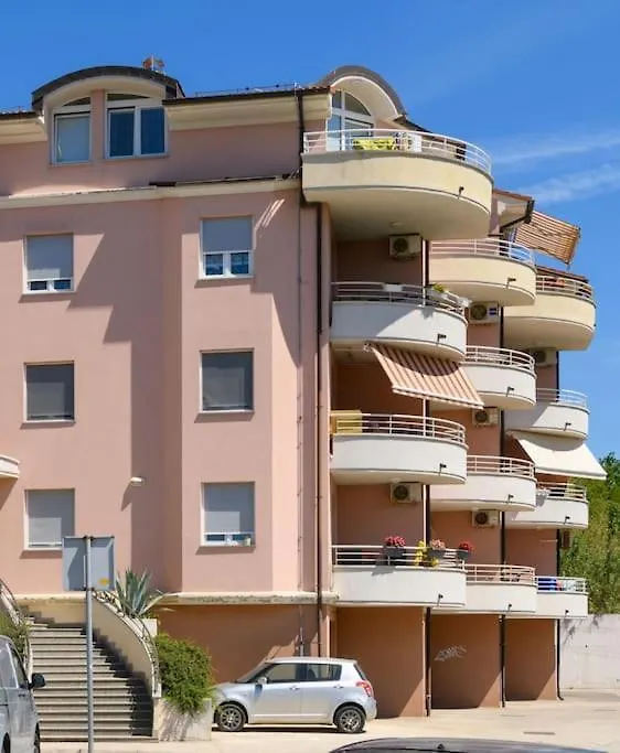 Apartment Sunce Pula Croatia